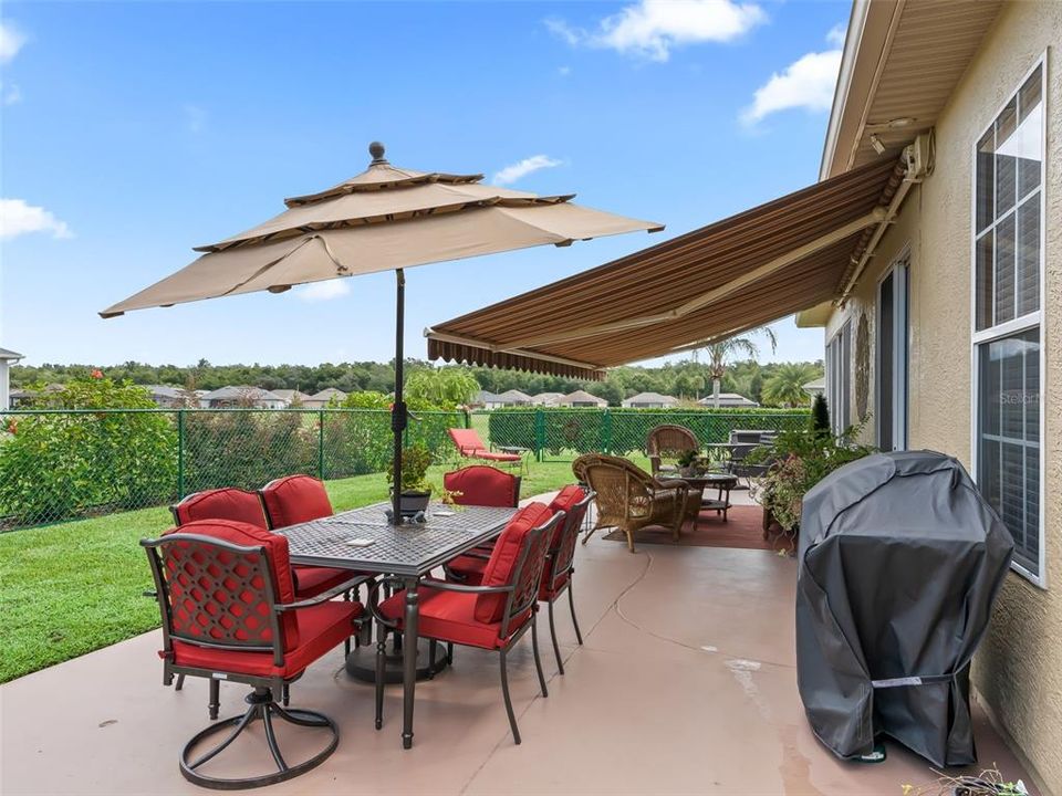 En Venta: $525,000 (3 camas, 2 baños, 2645 Pies cuadrados)