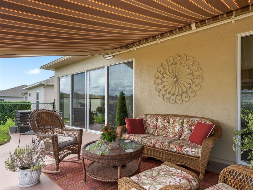 En Venta: $525,000 (3 camas, 2 baños, 2645 Pies cuadrados)