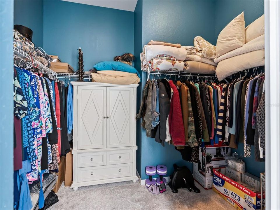 En Venta: $525,000 (3 camas, 2 baños, 2645 Pies cuadrados)