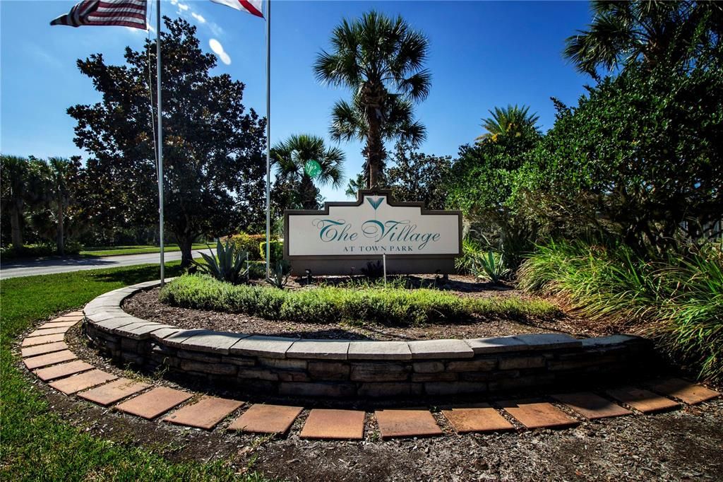 For Rent: $1,650 (2 beds, 2 baths, 996 Square Feet)