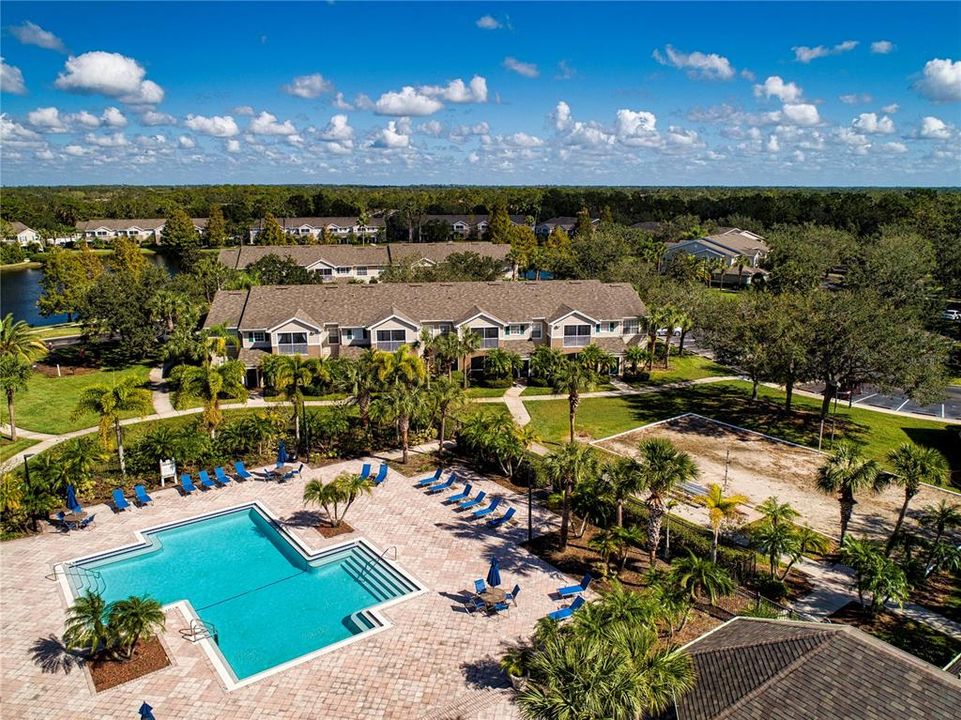 For Rent: $1,650 (2 beds, 2 baths, 996 Square Feet)