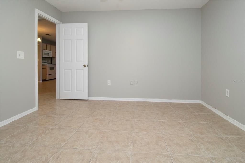 For Rent: $1,650 (2 beds, 2 baths, 996 Square Feet)