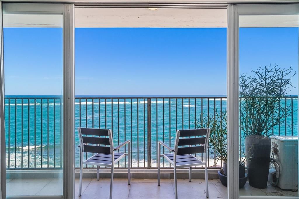 Active With Contract: $395,000 (1 beds, 1 baths, 494 Square Feet)