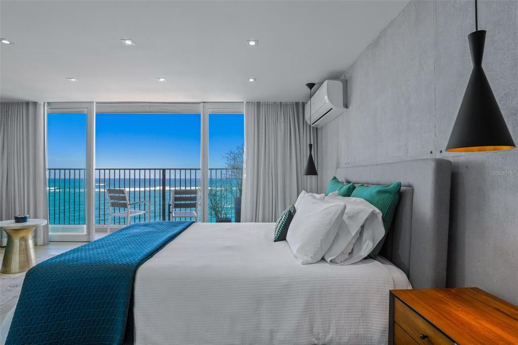 Active With Contract: $395,000 (1 beds, 1 baths, 494 Square Feet)