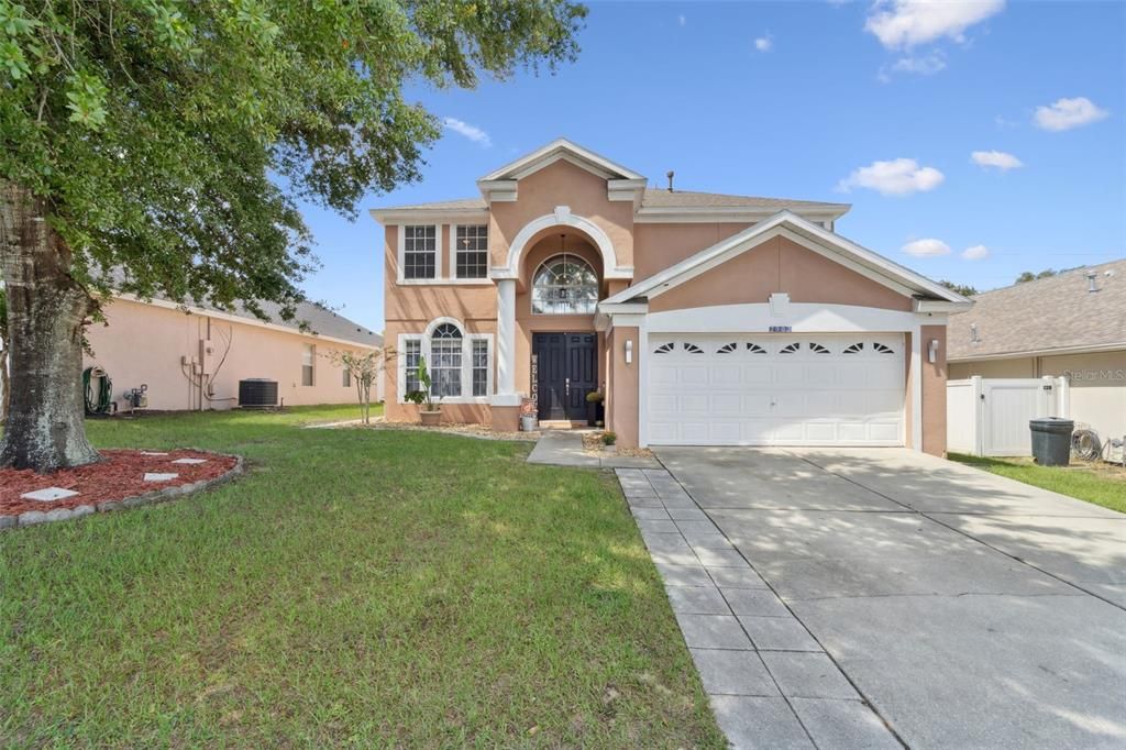 合同活跃: $389,000 (5 贝兹, 3 浴室, 2650 平方英尺)