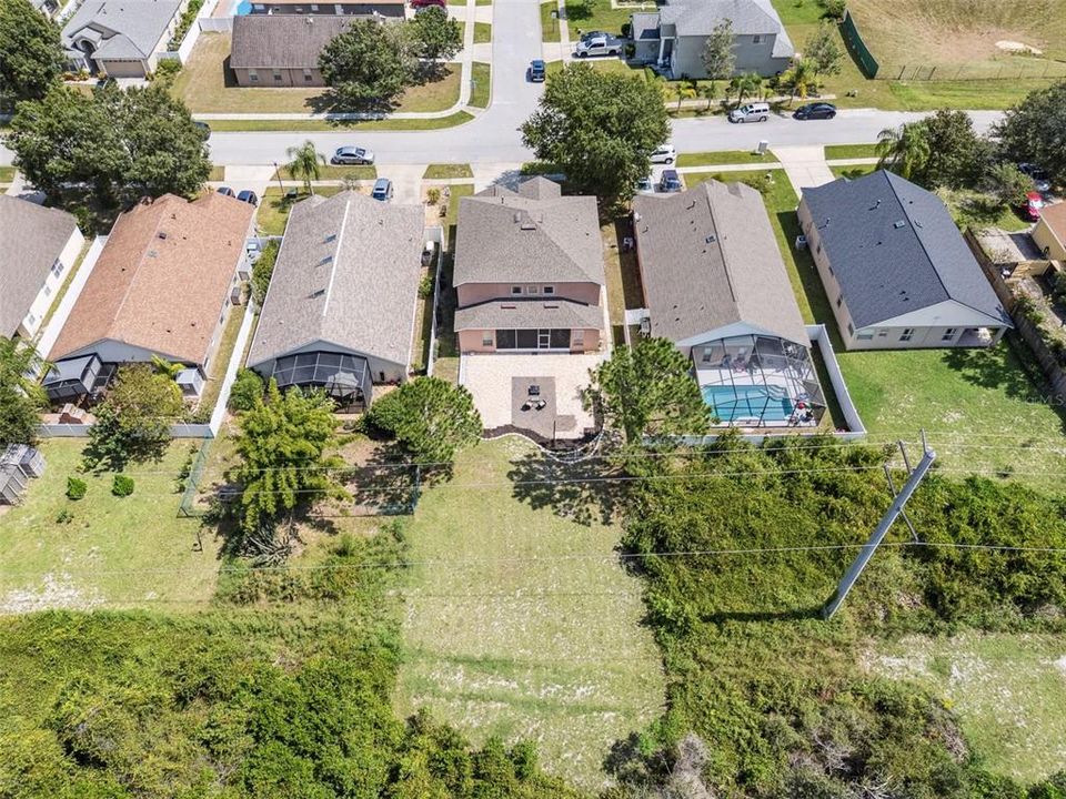 合同活跃: $389,000 (5 贝兹, 3 浴室, 2650 平方英尺)