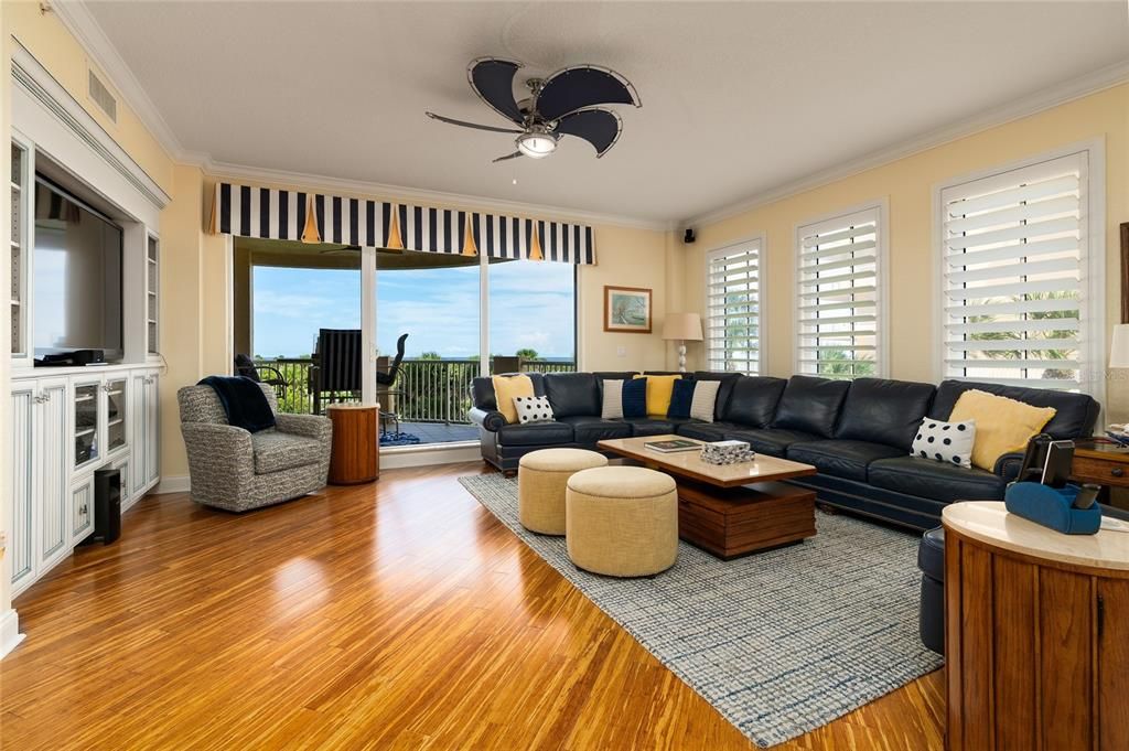 For Sale: $1,449,000 (4 beds, 3 baths, 2620 Square Feet)