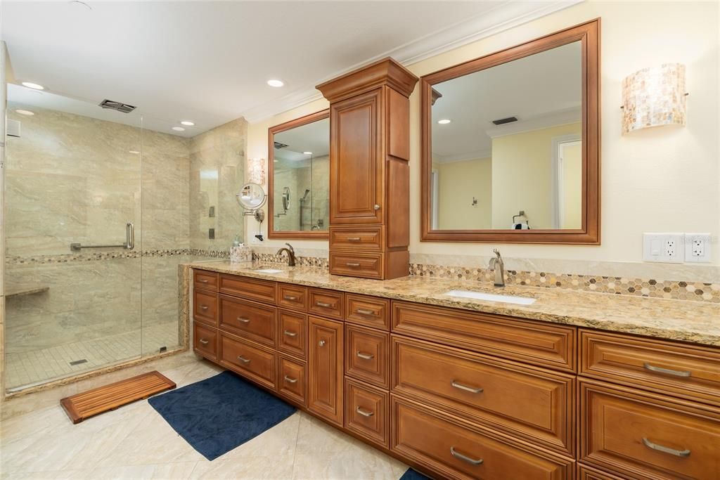 For Sale: $1,449,000 (4 beds, 3 baths, 2620 Square Feet)