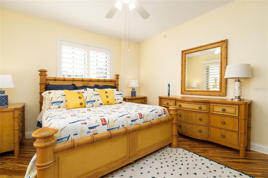 For Sale: $1,449,000 (4 beds, 3 baths, 2620 Square Feet)