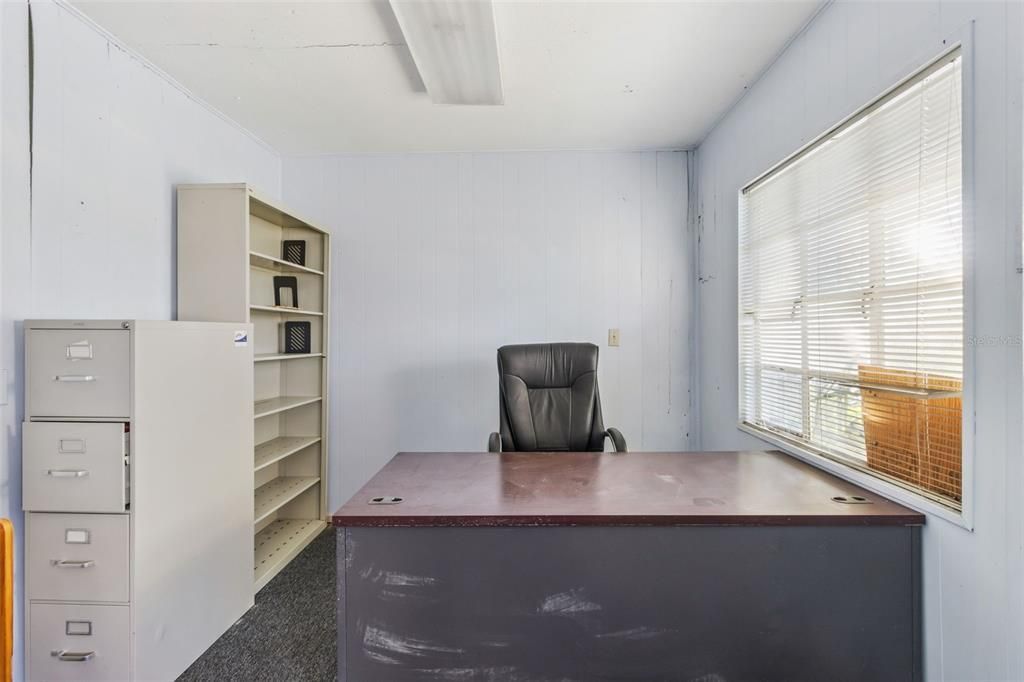 待售: $2,000,000 (0 贝兹, 0 浴室, 3689 平方英尺)