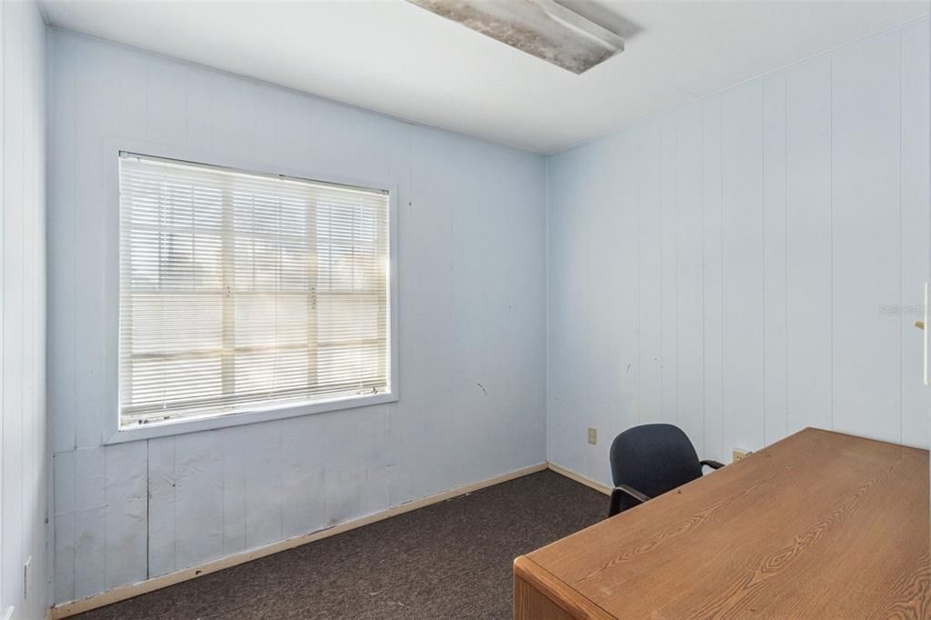 待售: $2,000,000 (0 贝兹, 0 浴室, 3689 平方英尺)