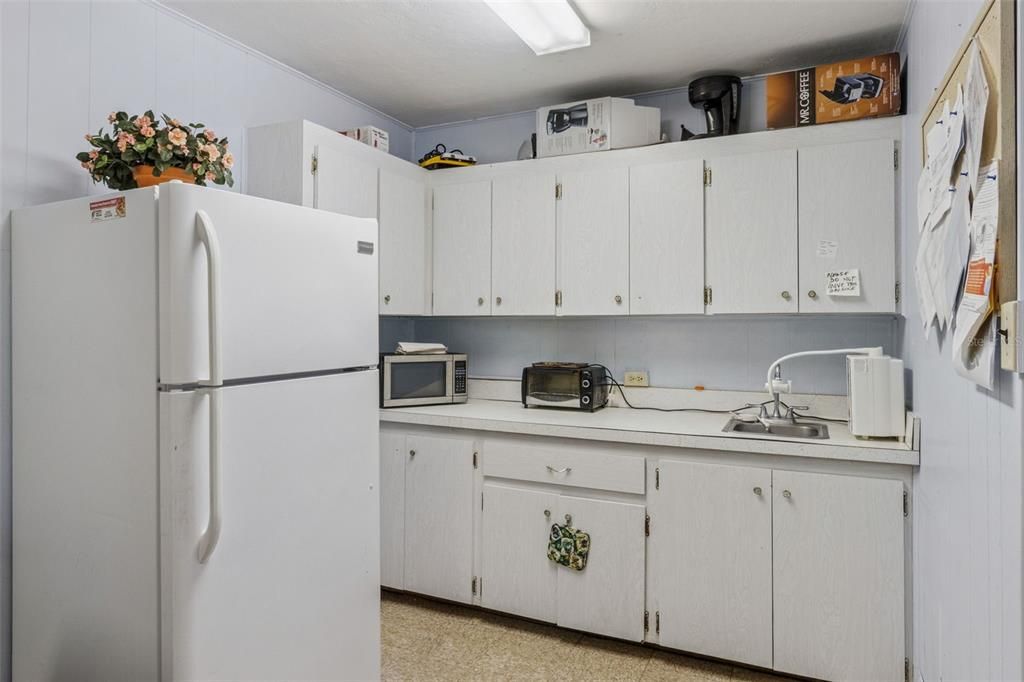 待售: $2,000,000 (0 贝兹, 0 浴室, 3689 平方英尺)