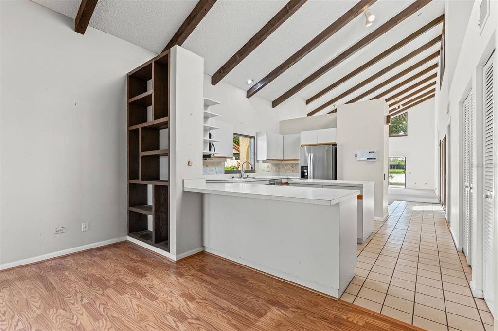 Active With Contract: $485,000 (3 beds, 2 baths, 2310 Square Feet)