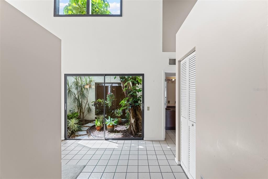 Active With Contract: $485,000 (3 beds, 2 baths, 2310 Square Feet)