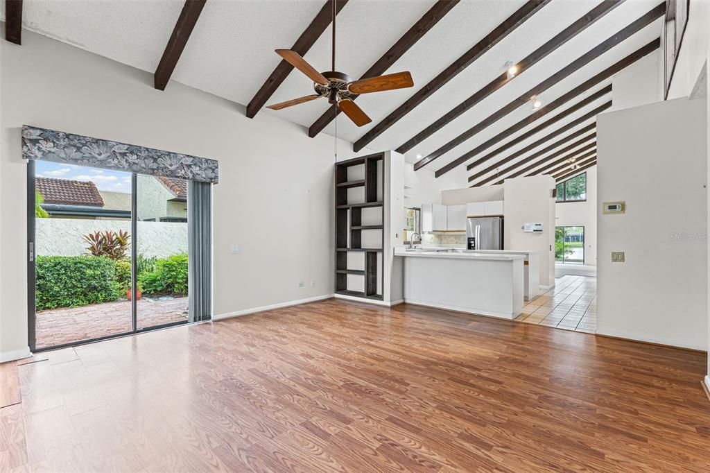 Active With Contract: $485,000 (3 beds, 2 baths, 2310 Square Feet)