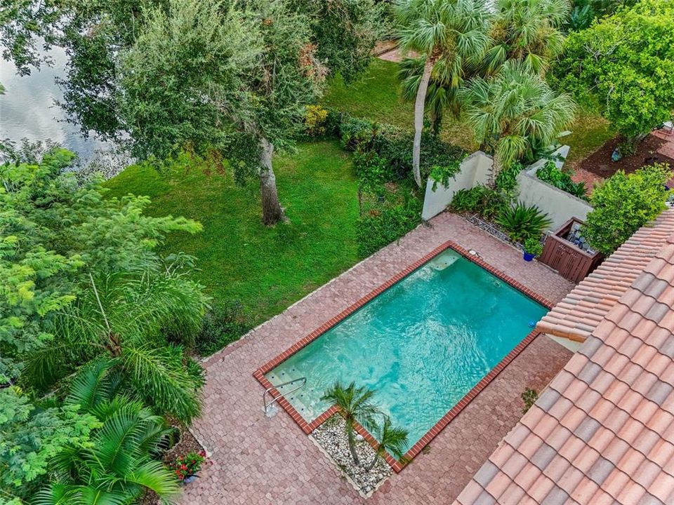 Active With Contract: $485,000 (3 beds, 2 baths, 2310 Square Feet)