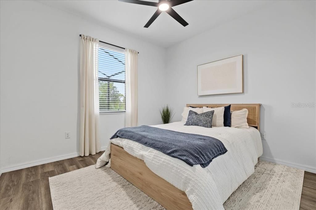 Activo con contrato: $575,000 (5 camas, 3 baños, 3285 Pies cuadrados)