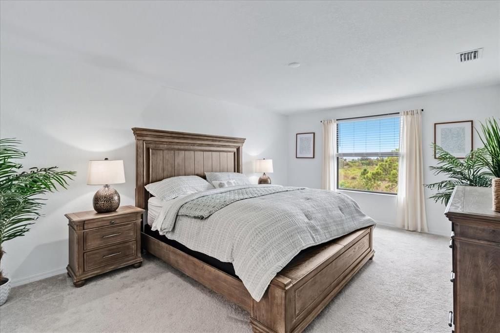 Activo con contrato: $575,000 (5 camas, 3 baños, 3285 Pies cuadrados)