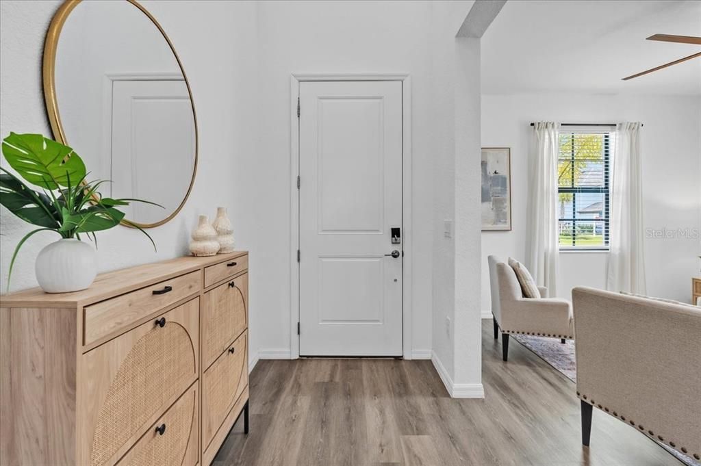 Activo con contrato: $575,000 (5 camas, 3 baños, 3285 Pies cuadrados)