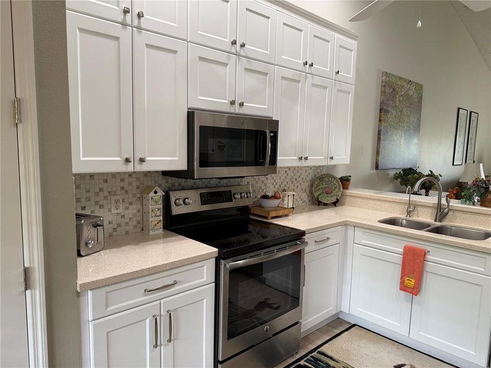 For Rent: $5,000 (2 beds, 2 baths, 1311 Square Feet)