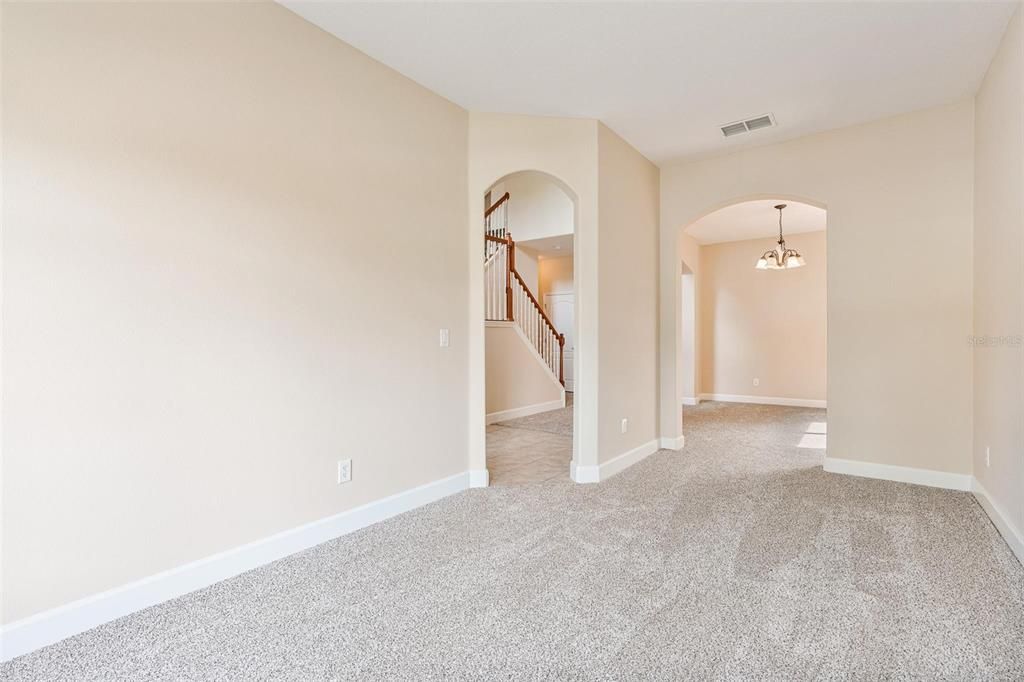 For Sale: $599,000 (6 beds, 3 baths, 3341 Square Feet)