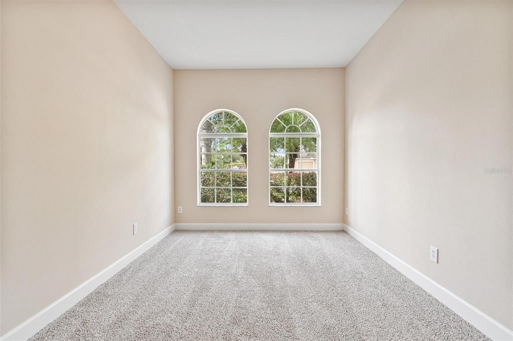 For Sale: $599,000 (6 beds, 3 baths, 3341 Square Feet)