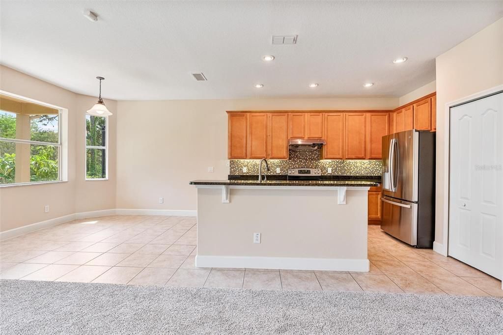 For Sale: $599,000 (6 beds, 3 baths, 3341 Square Feet)