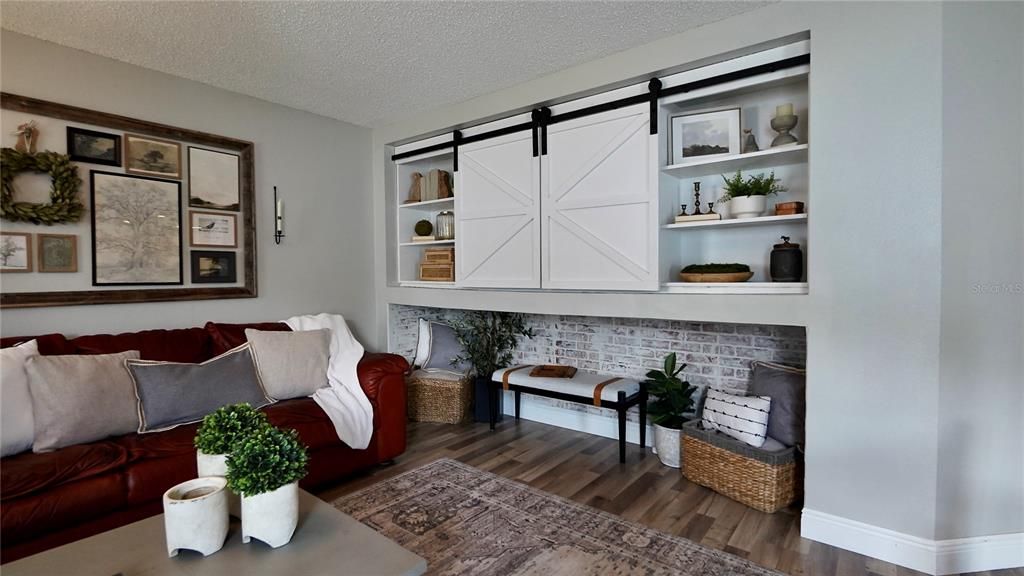 Activo con contrato: $575,000 (3 camas, 2 baños, 2582 Pies cuadrados)