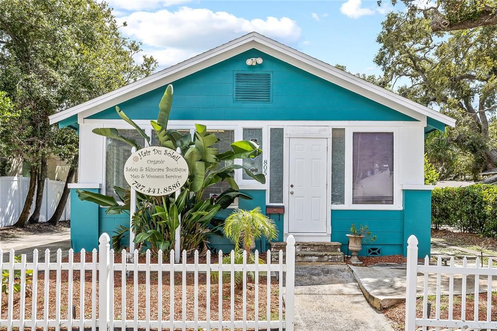 For Sale: $349,000 (0 beds, 0 baths, 1076 Square Feet)