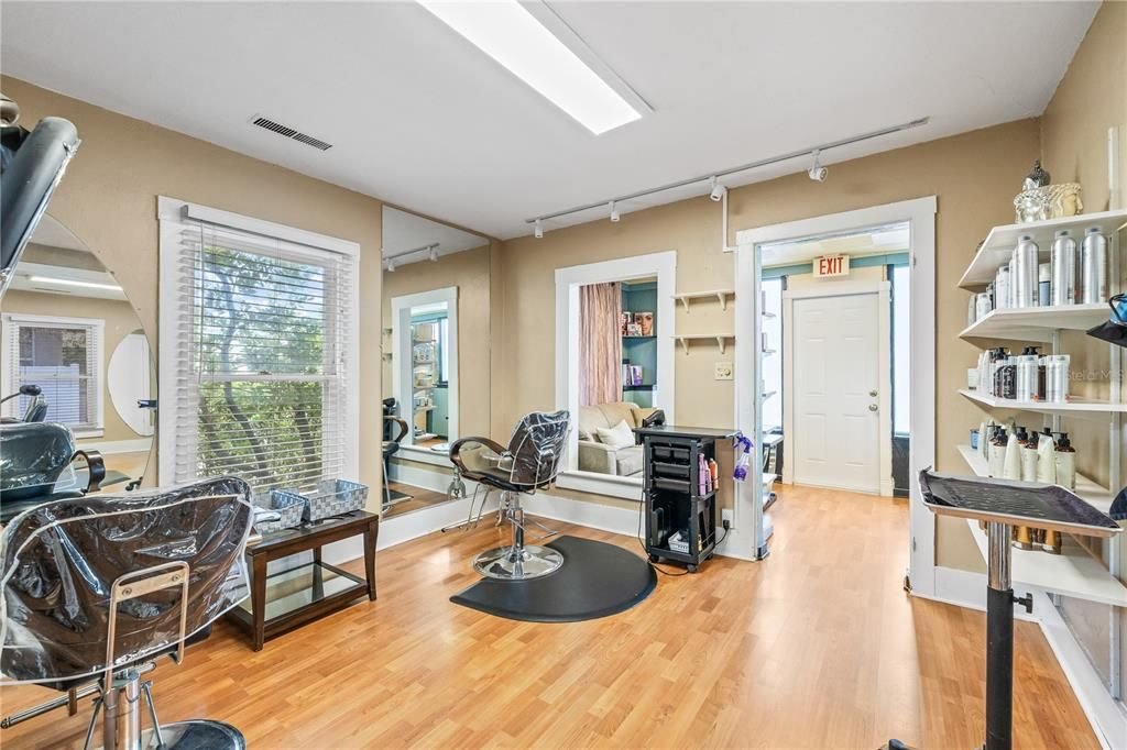 For Sale: $349,000 (0 beds, 0 baths, 1076 Square Feet)