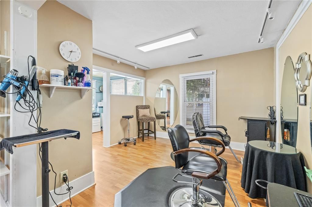 For Sale: $349,000 (0 beds, 0 baths, 1076 Square Feet)