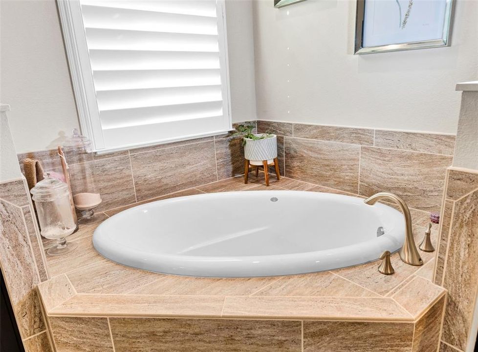 待售: $979,000 (4 贝兹, 4 浴室, 3309 平方英尺)