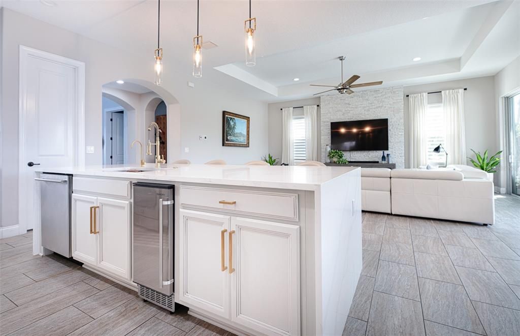 待售: $979,000 (4 贝兹, 4 浴室, 3309 平方英尺)