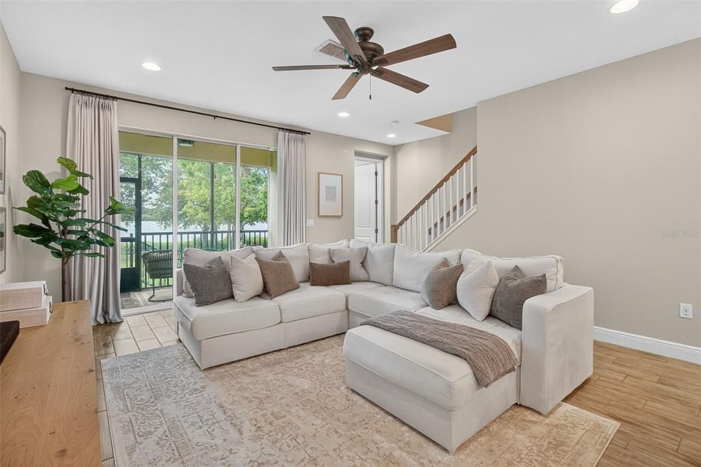 En Venta: $479,900 (3 camas, 2 baños, 1888 Pies cuadrados)