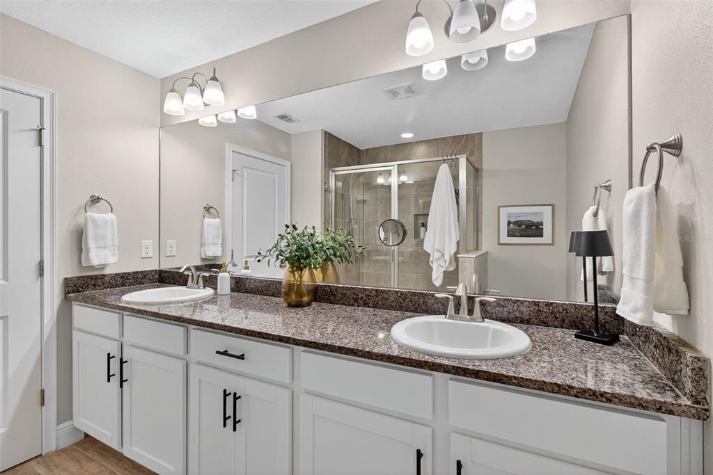 En Venta: $479,900 (3 camas, 2 baños, 1888 Pies cuadrados)