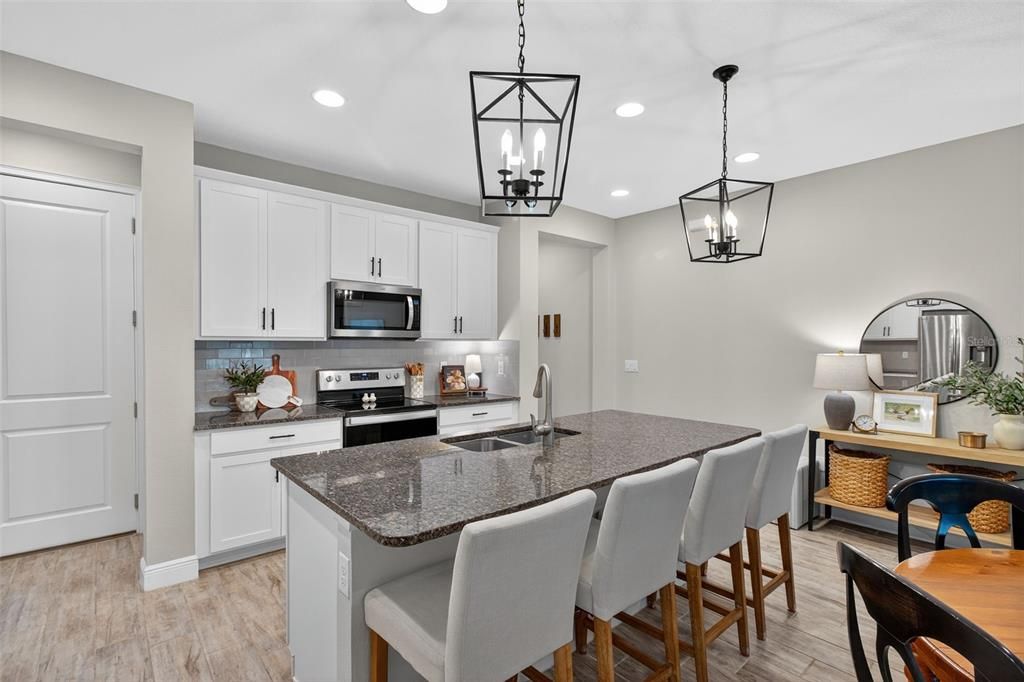 En Venta: $479,900 (3 camas, 2 baños, 1888 Pies cuadrados)