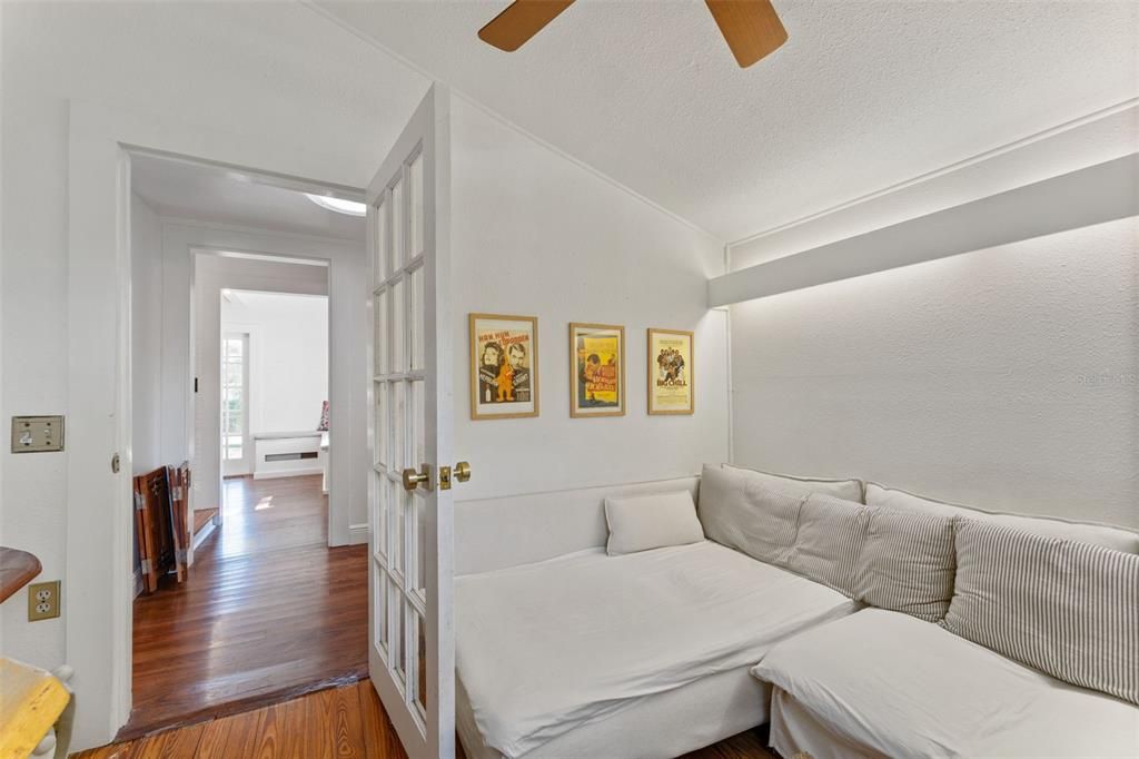 For Sale: $1,675,000 (4 beds, 3 baths, 2160 Square Feet)