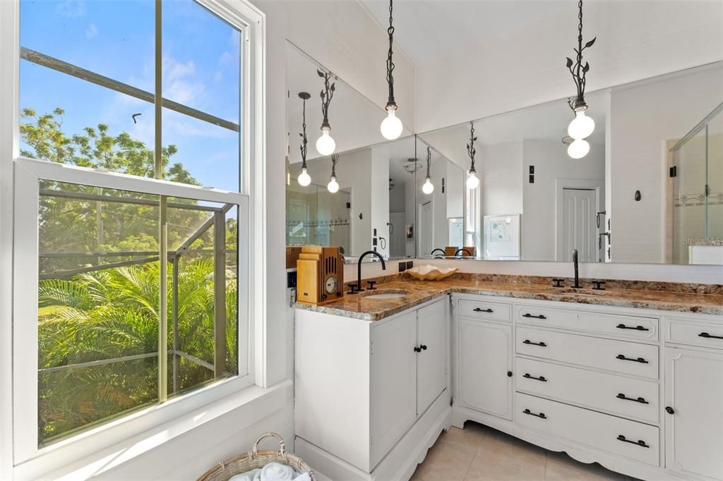 For Sale: $1,675,000 (4 beds, 3 baths, 2160 Square Feet)