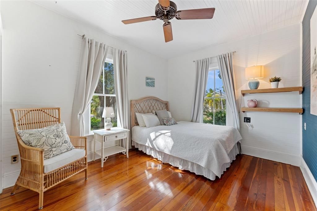 For Sale: $1,675,000 (4 beds, 3 baths, 2160 Square Feet)