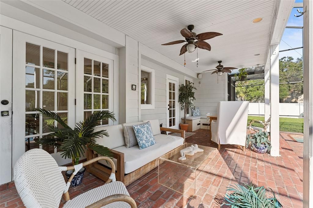 For Sale: $1,675,000 (4 beds, 3 baths, 2160 Square Feet)