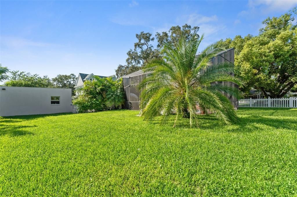 For Sale: $1,675,000 (4 beds, 3 baths, 2160 Square Feet)