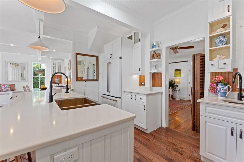 For Sale: $1,675,000 (4 beds, 3 baths, 2160 Square Feet)