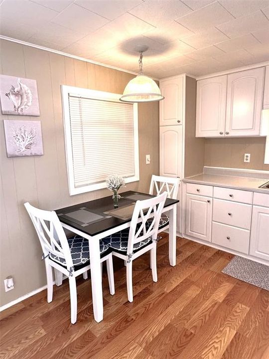 For Sale: $69,000 (1 beds, 1 baths, 536 Square Feet)