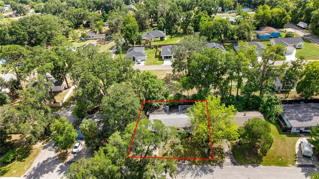 合同活跃: $224,000 (3 贝兹, 2 浴室, 1934 平方英尺)