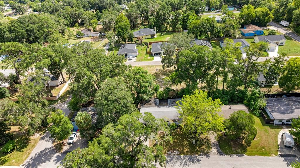 合同活跃: $224,000 (3 贝兹, 2 浴室, 1934 平方英尺)