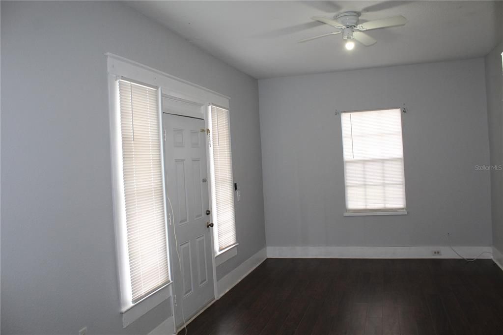 En Venta: $395,900 (0 camas, 0 baños, 1960 Pies cuadrados)