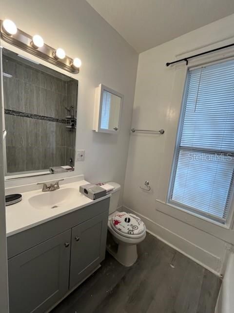 En Venta: $395,900 (0 camas, 0 baños, 1960 Pies cuadrados)