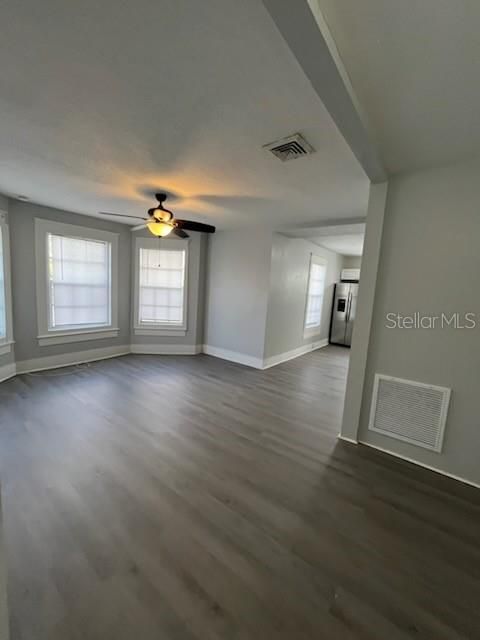 En Venta: $395,900 (0 camas, 0 baños, 1960 Pies cuadrados)