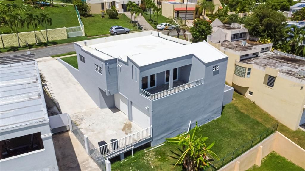 For Sale: $385,000 (4 beds, 3 baths, 2096 Square Feet)