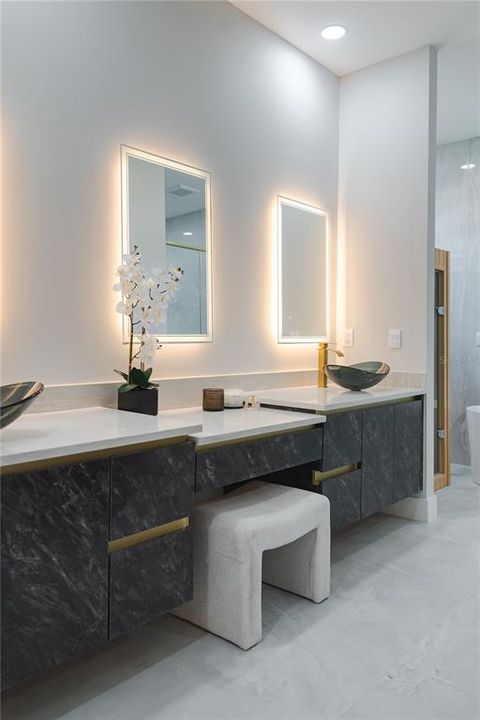 For Sale: $1,200,000 (4 beds, 3 baths, 3246 Square Feet)